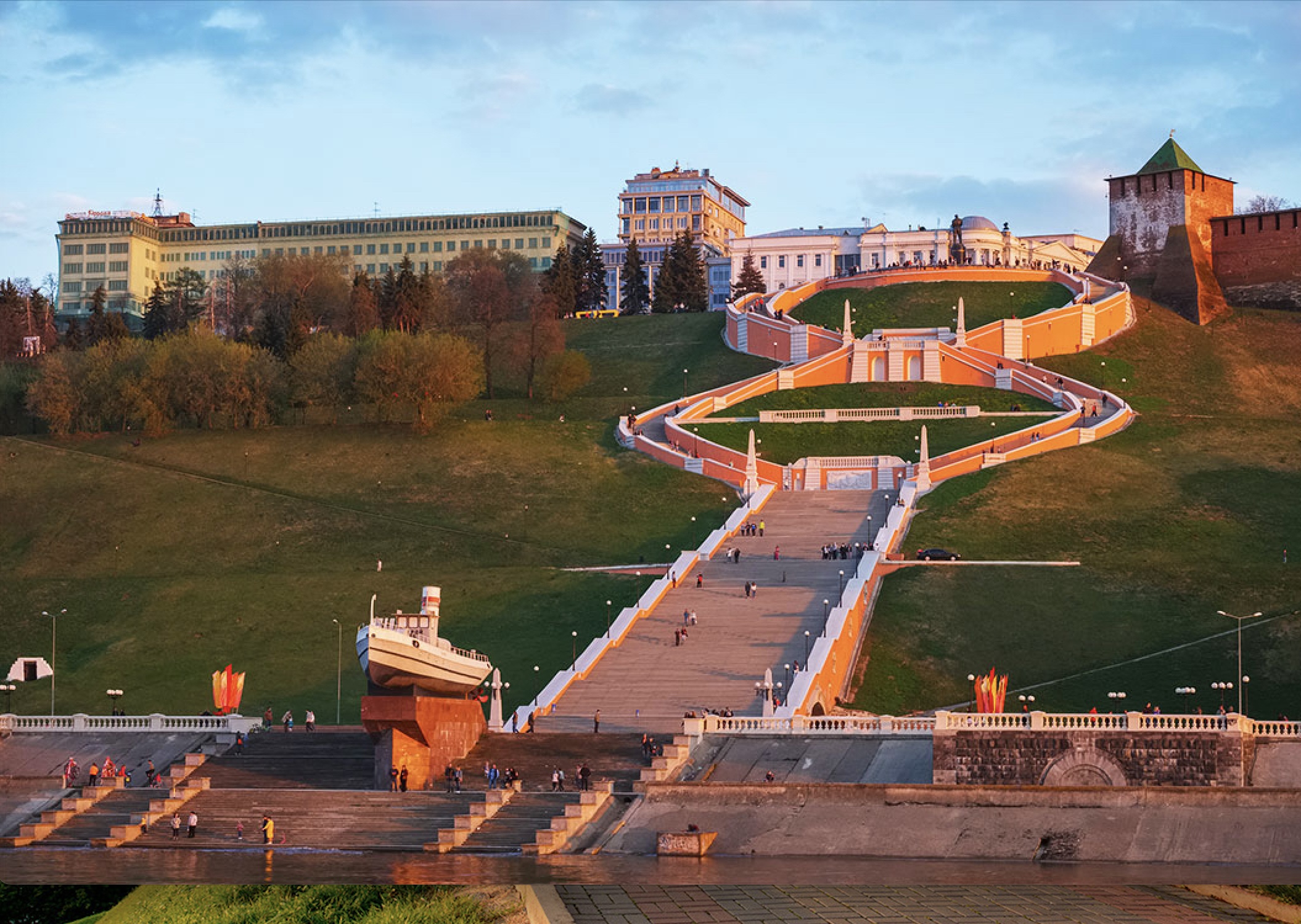 Чкаловская лестница